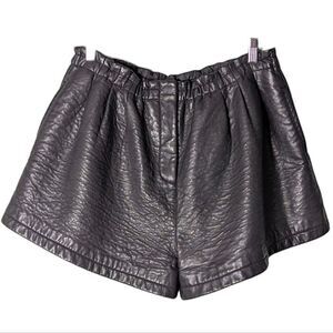 ASOS Textured Vegan Ultra High Rise Leather Elastic Waist Shorts Size 12 14 L XL